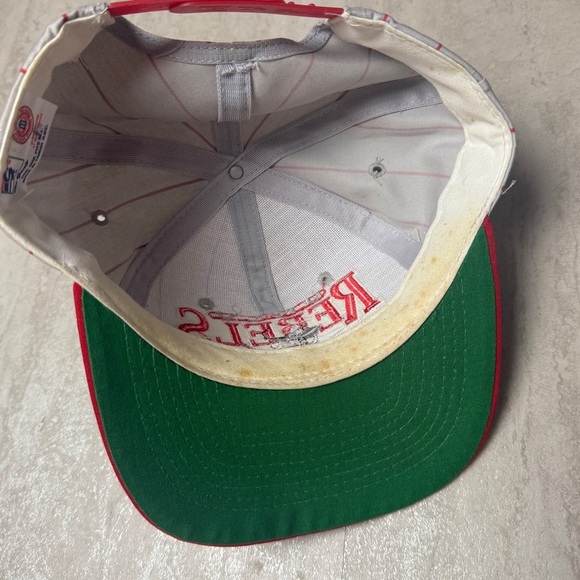 Vintage UNLV Runnin' Rebels hat pinstripe snapback cap 90's - Picture 6 of 8